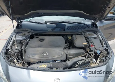 2016 Mercedes-Benz Cla 250 4Matic z USA, uszkodzony, nr VIN WDDSJ4GB7GN372071